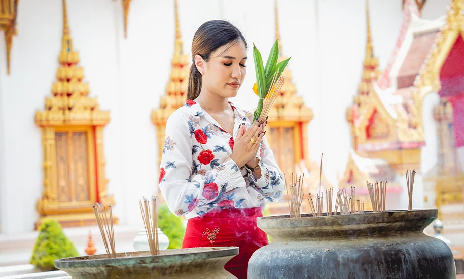 Thai Traditions_01