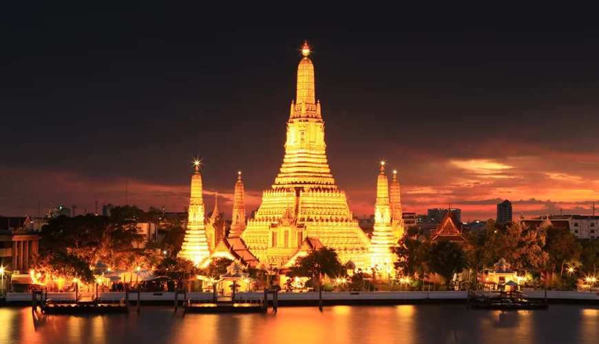 Wat Arun Ratchawararam, Bangkok