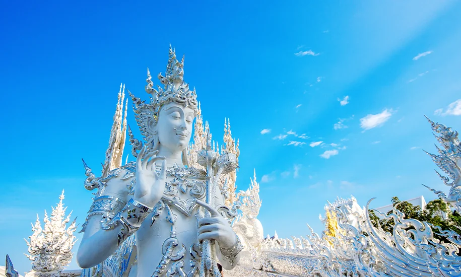 Wat Rong Khun (White Temple) 2